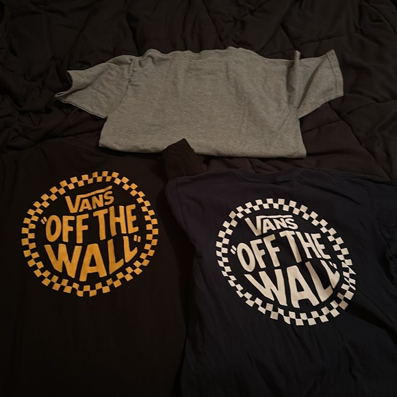 Set of 3 men’s size small vans tshirts - Picture 5 of 7